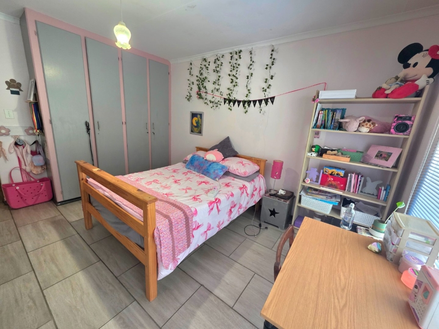 4 Bedroom Property for Sale in La Provance Free State